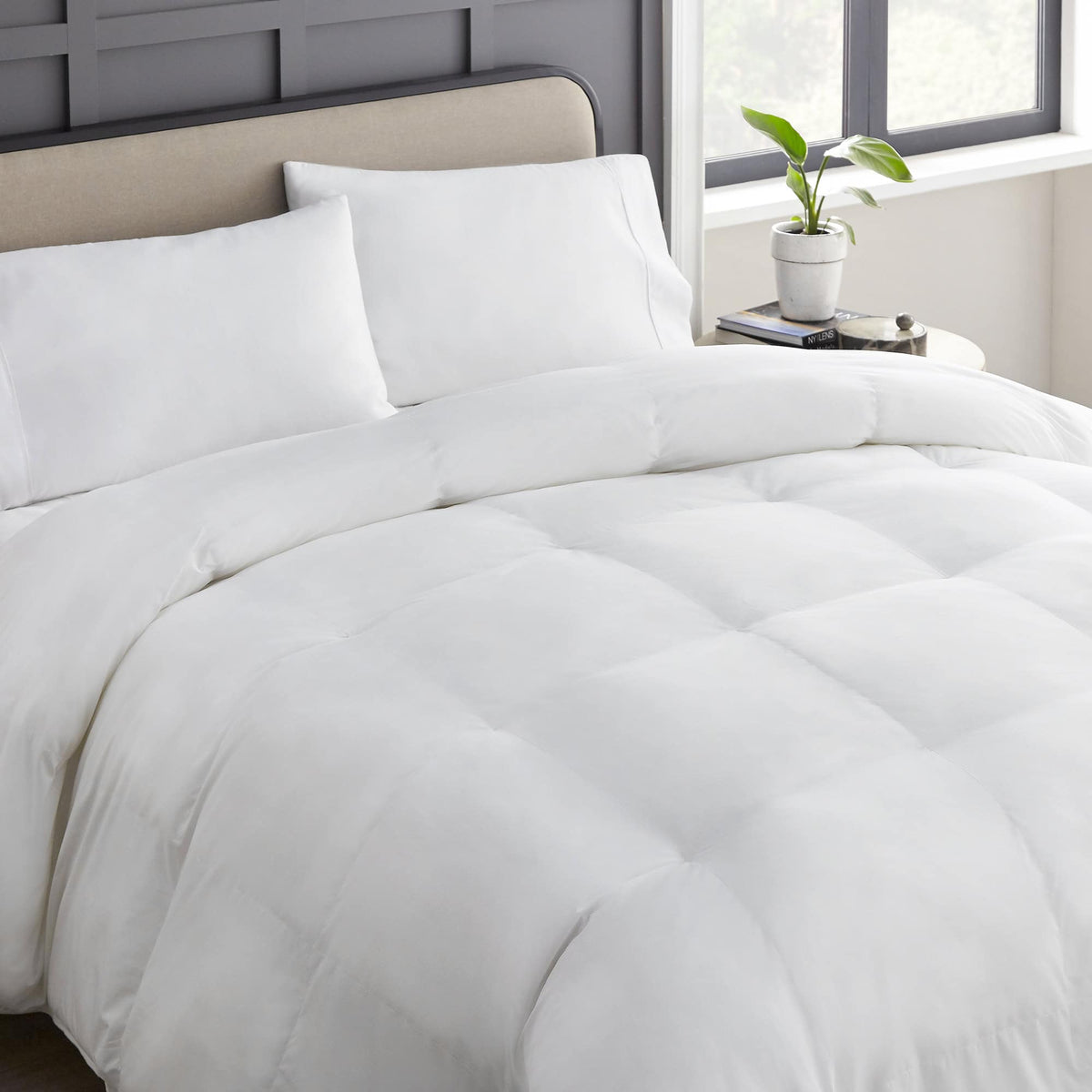 Down Alternative Micro Fiber Filled Comforter