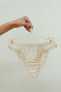 The natural frilly panties - 100% organic pima cotton